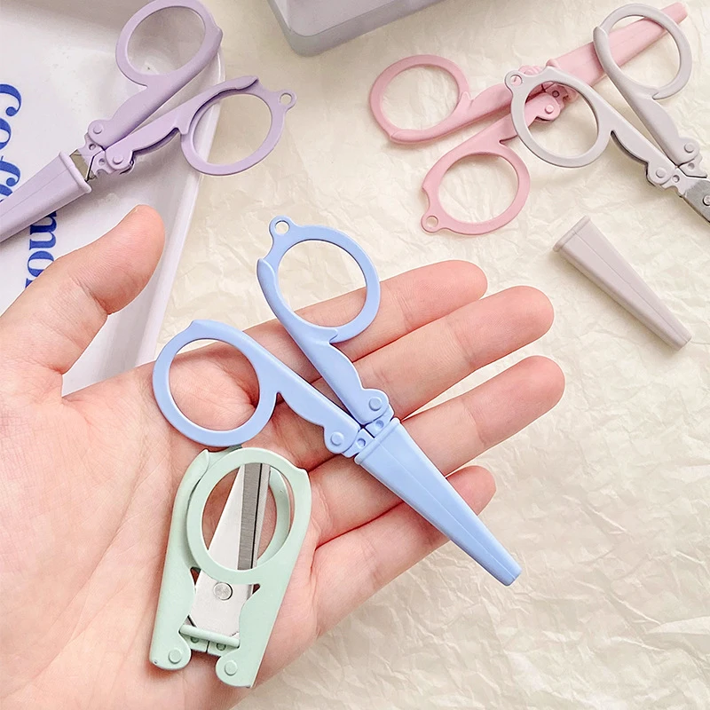 Tijeras Plegables de Color Mor - Stationery And Office Supply Chain reseña y precio